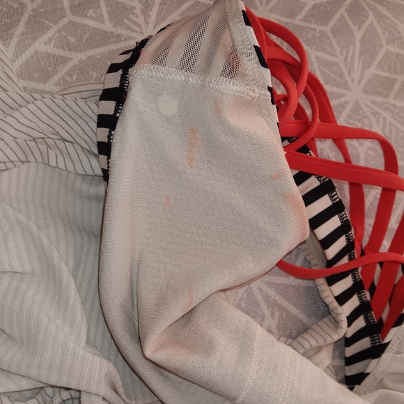 Lululemon Free To Be Serene 2 In 1 Tank - Picture 4 of 7